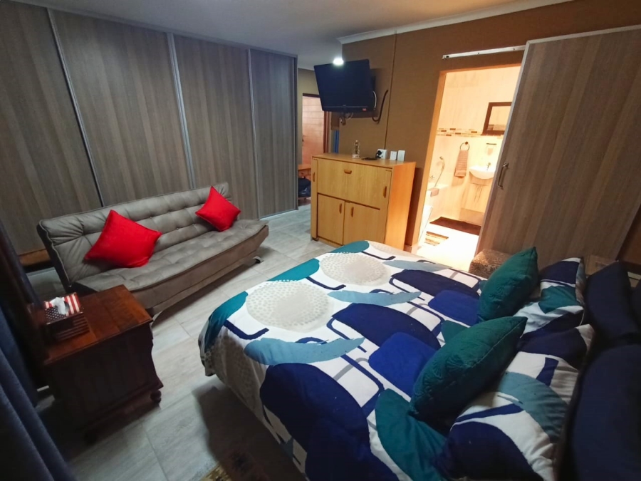 2 Bedroom Property for Sale in Humansdorp Eastern Cape